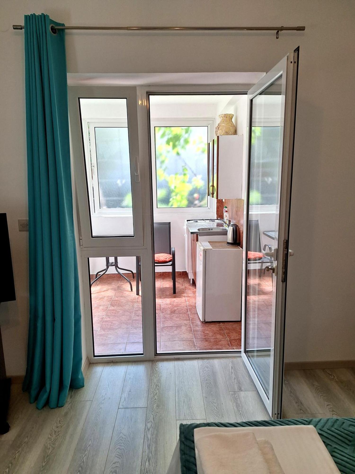 Apartmani Hortenzija Budva Bilik gambar