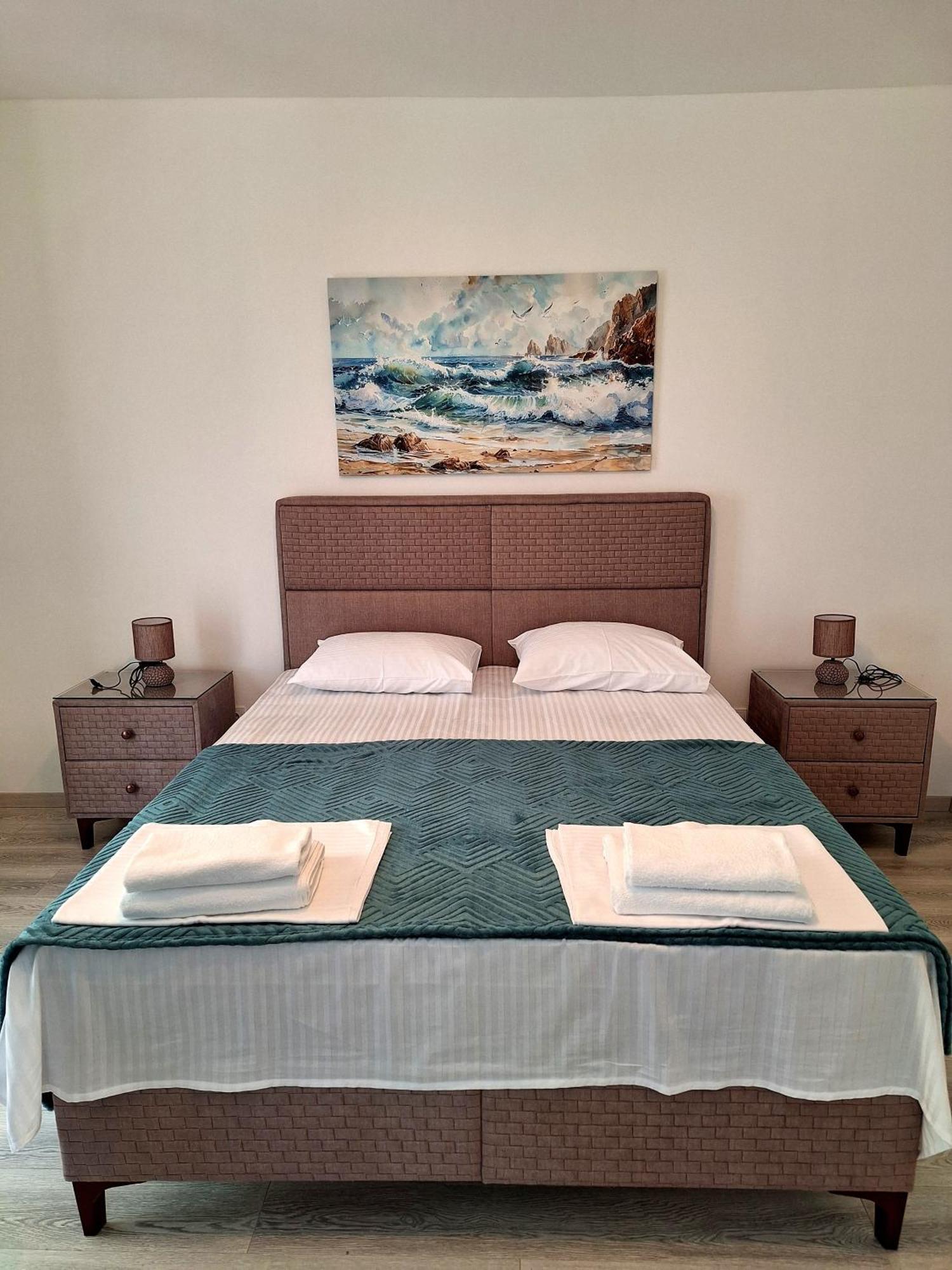 Apartmani Hortenzija Budva Bilik gambar